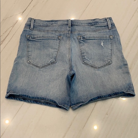 Ann Taylor Loft denim jean shorts - Picture 2 of 3